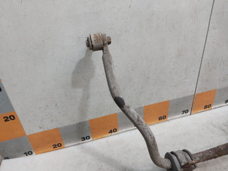 Стабилизатор задний