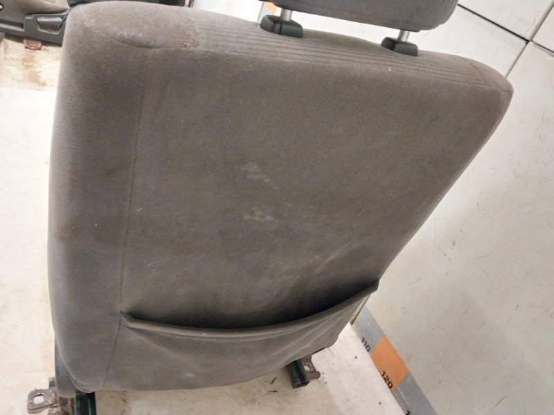 Сиденье переднее правое