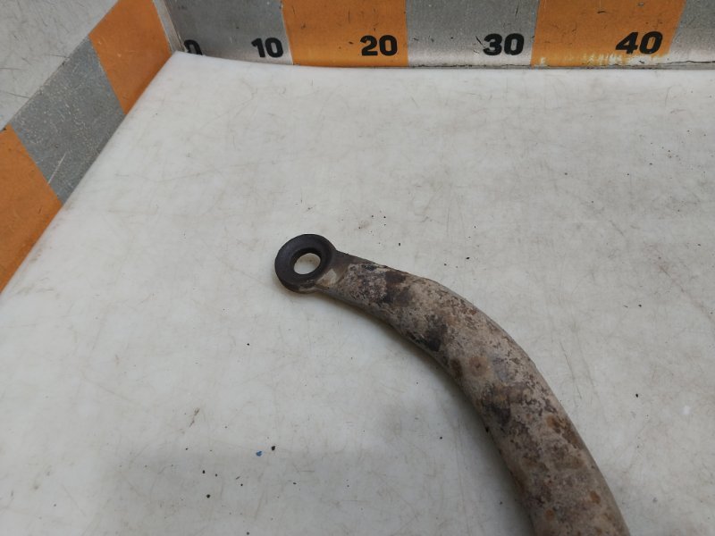 Стабилизатор передний