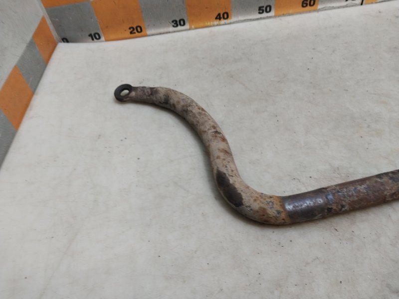 Стабилизатор передний