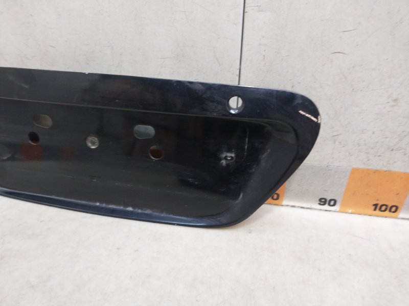 Накладка крышки багажника