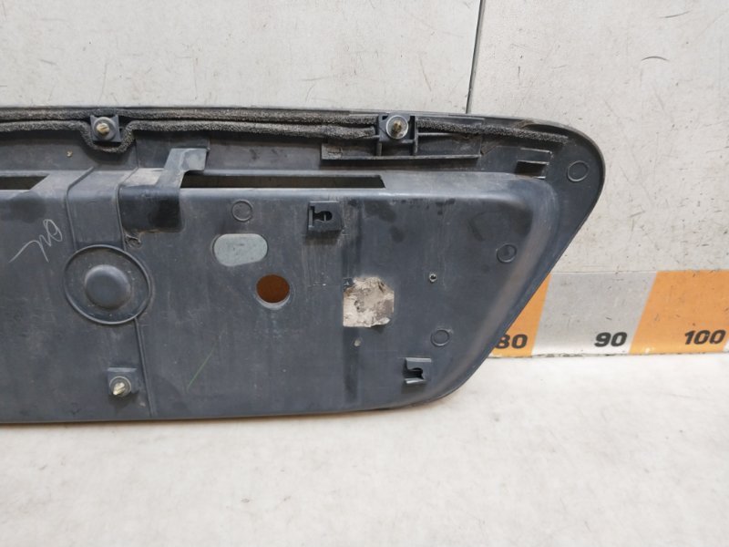 Накладка крышки багажника