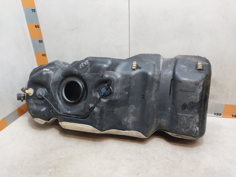 Бак топливный