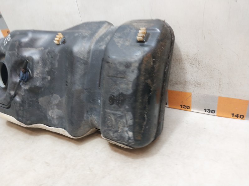 Бак топливный