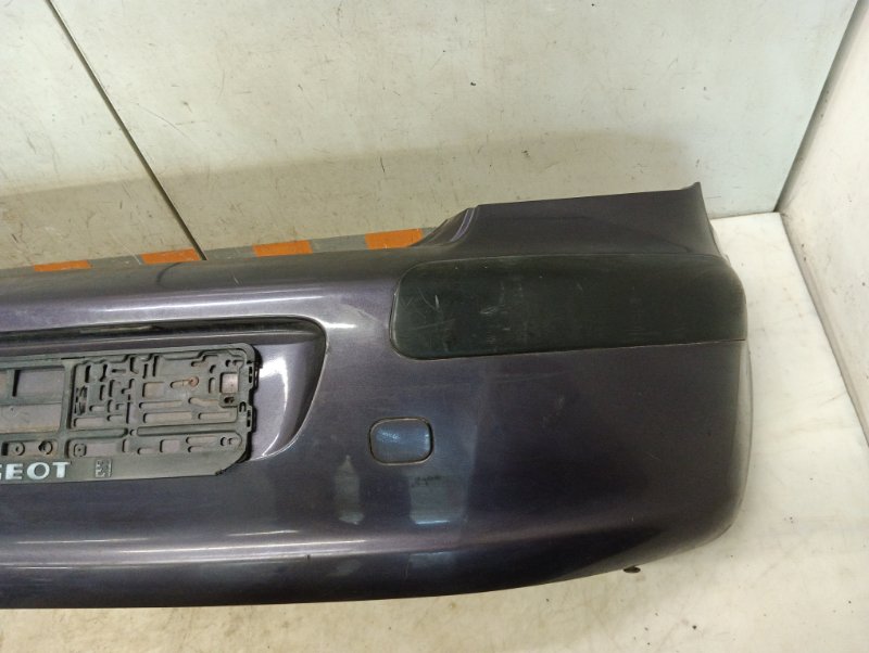 Бампер задний