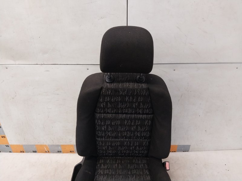 Сиденье переднее правое