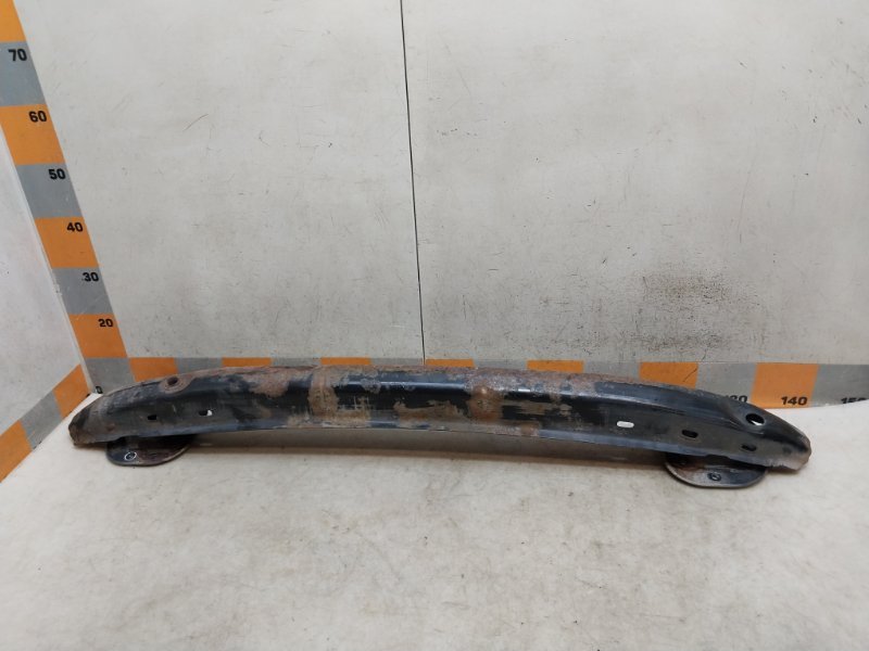 Усилитель заднего бампера