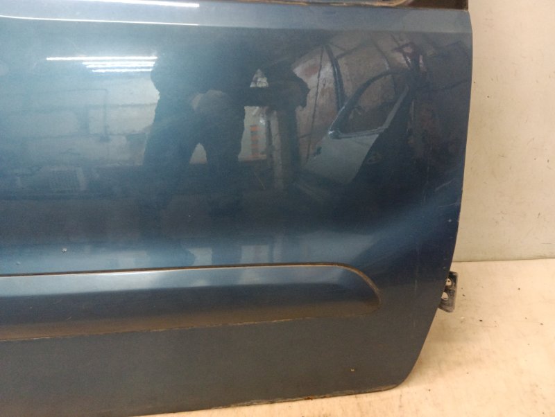 Дверь передняя правая