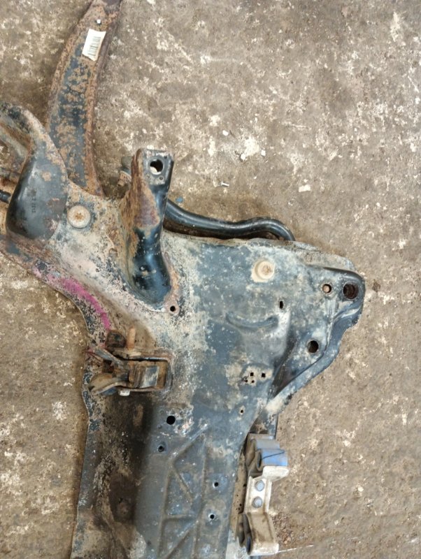 Балка подмоторная