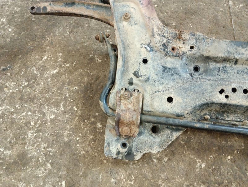 Балка подмоторная