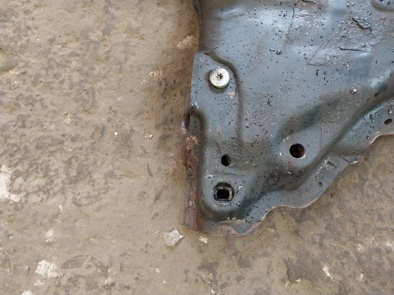 Балка подмоторная