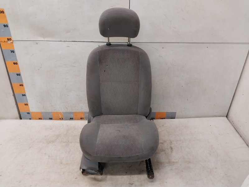 Сиденье переднее правое