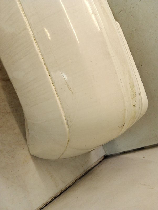 Бампер задний