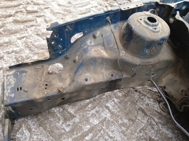 Кузовной элемент