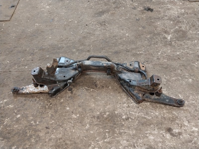 Балка подмоторная