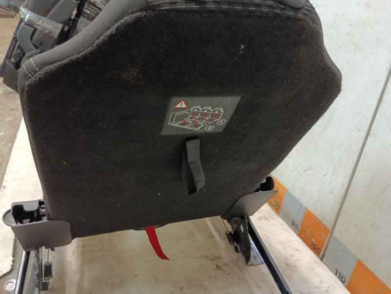 Сиденье салонное