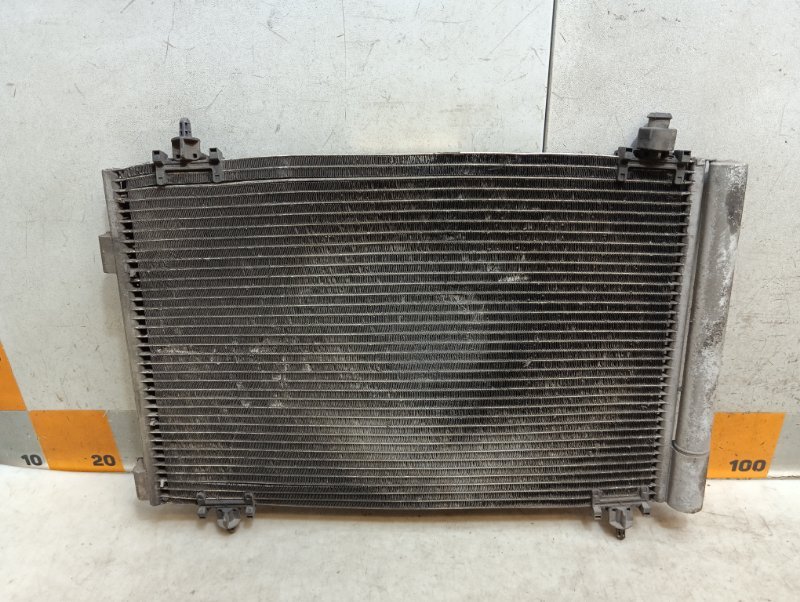 Радиатор кондиционера / конденсер