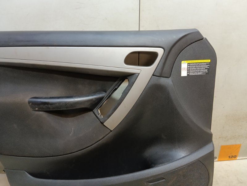 Обшивка двери