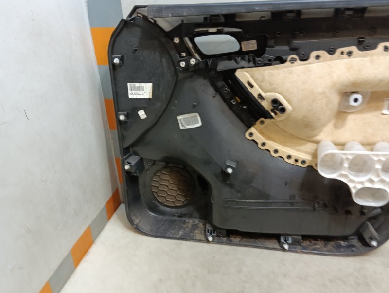 Обшивка двери