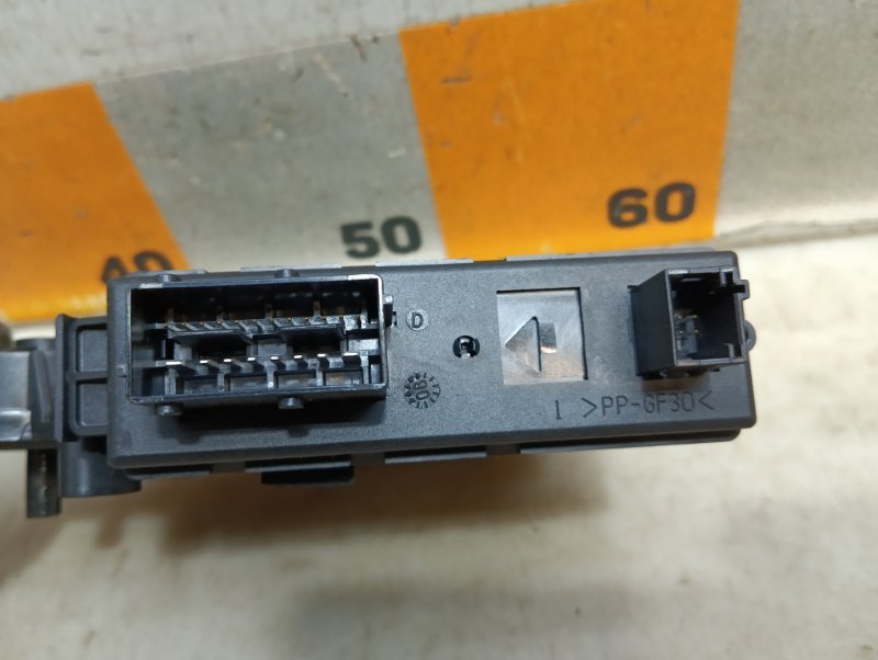 Моторчик стеклоподъемника