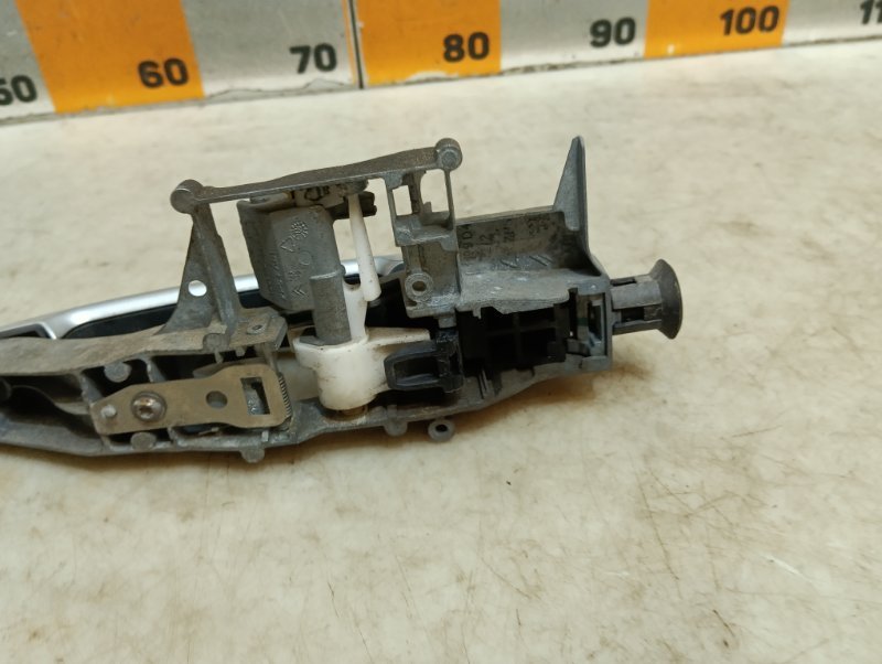 Ручка двери наружная