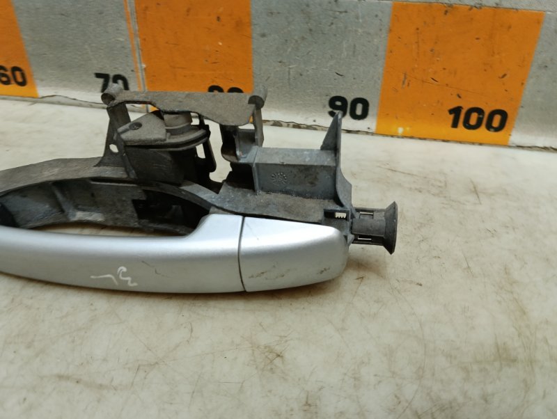 Ручка двери наружная