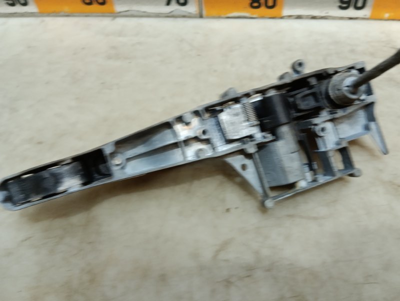 Ручка двери наружная