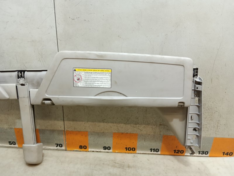 Козырек солнцезащитный