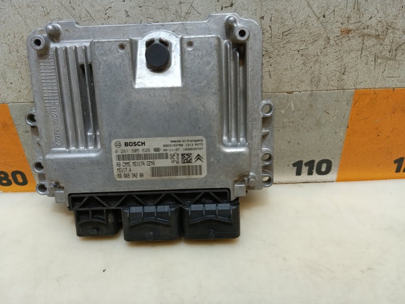 Блок управления двигателем