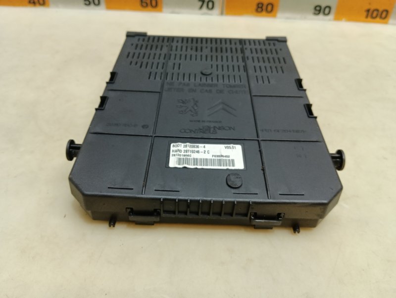 Блок предохранителей