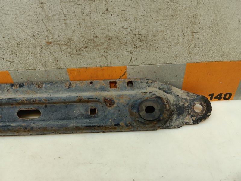 Балка подрадиаторная