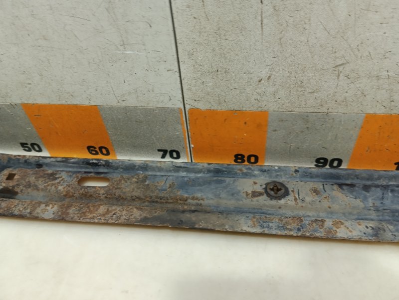 Балка подрадиаторная