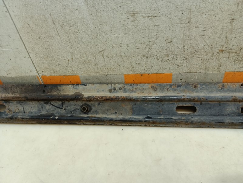 Балка подрадиаторная