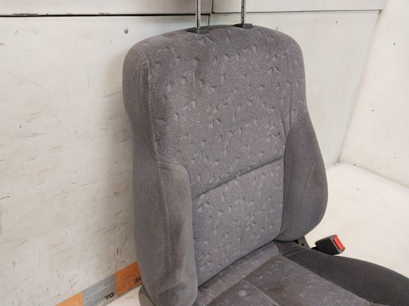 Сиденье переднее правое