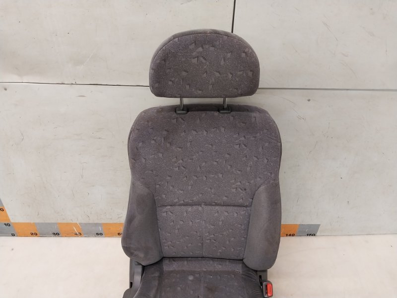 Сиденье переднее правое