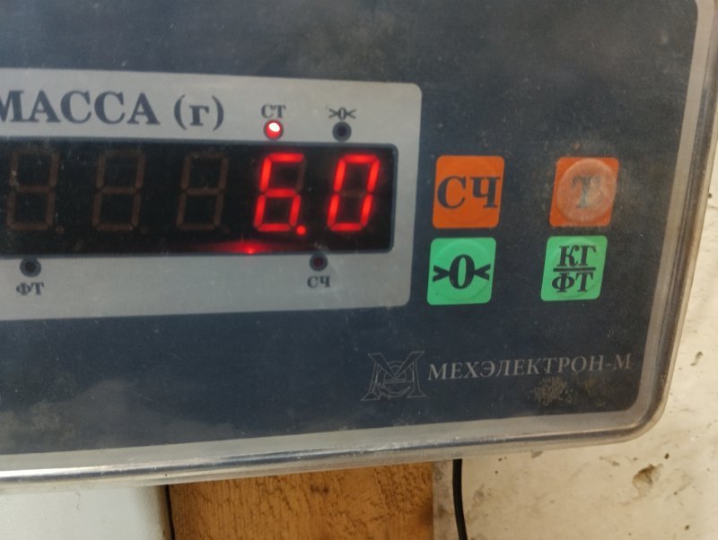 Кулак поворотный передний правый