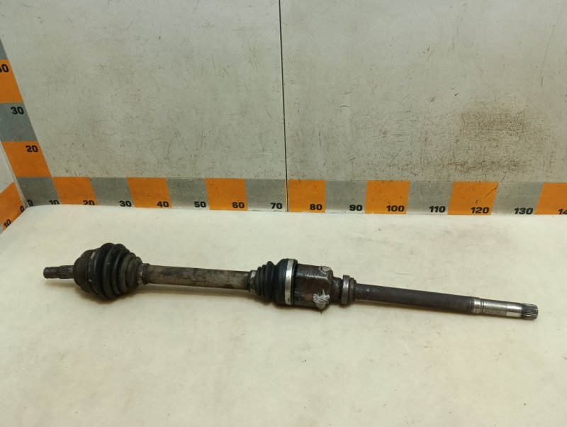 Полуось передняя правая