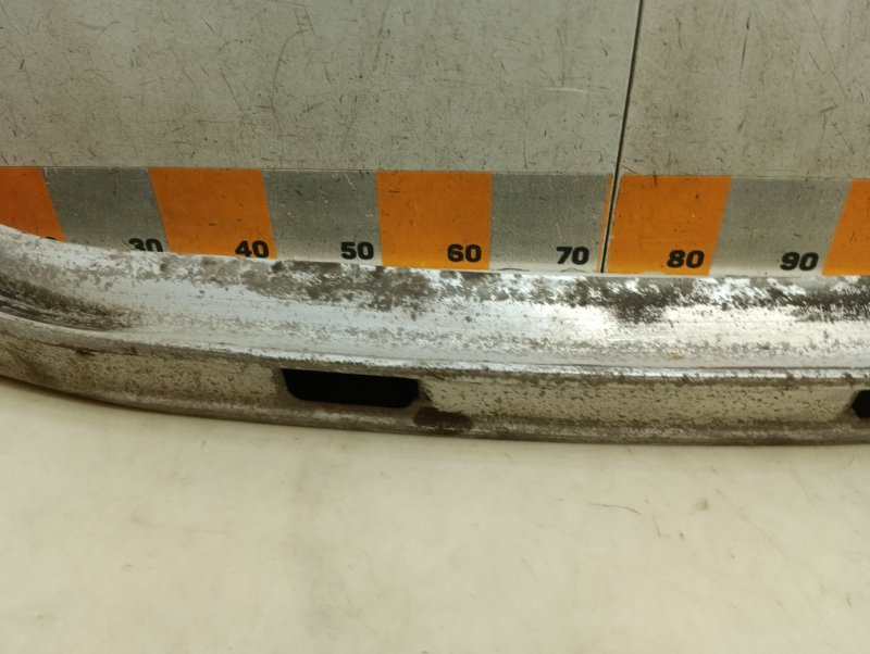 Усилитель заднего бампера