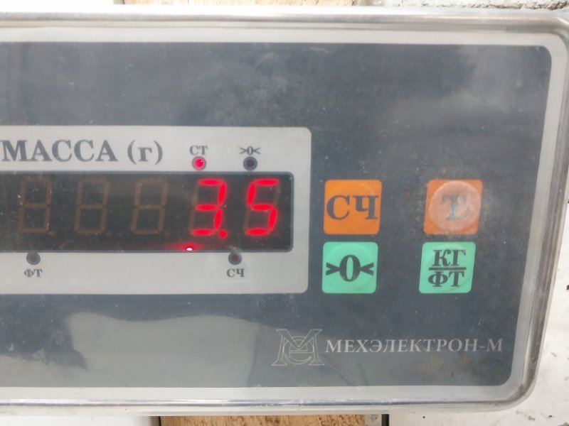 Стекло двери задней правой