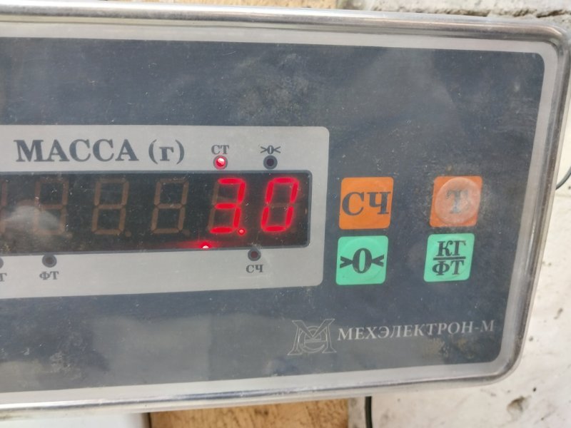 Стекло двери задней левой