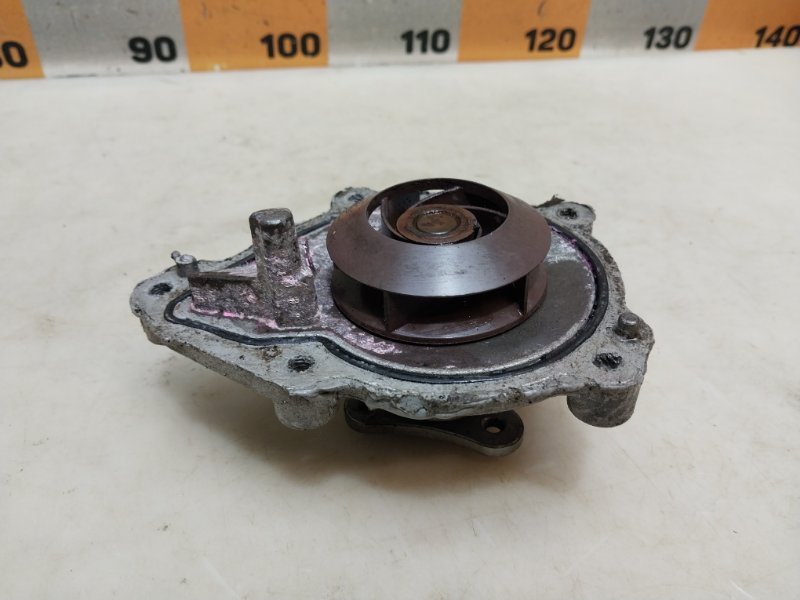 Насос водяной (помпа)