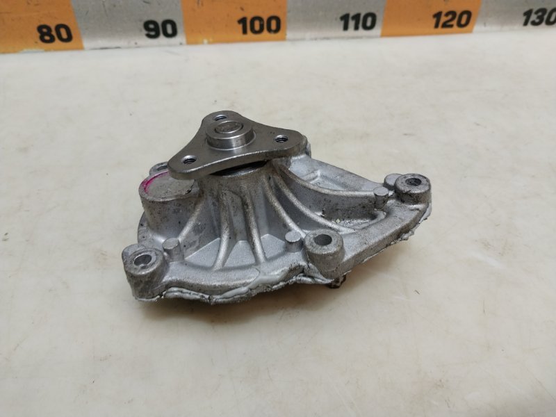 Насос водяной (помпа)