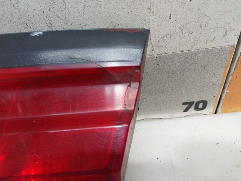 Фонарь задний правый