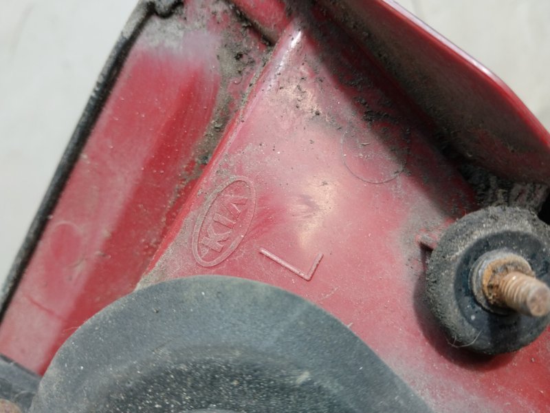 Фонарь задний левый