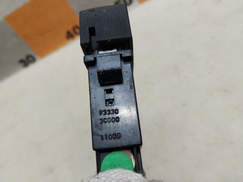 Кнопка обогрева сидений