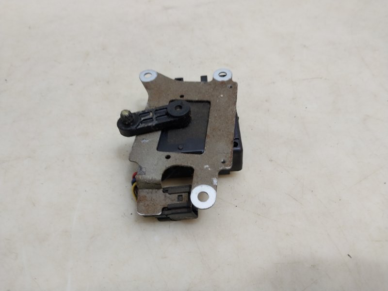 Моторчик заслонки печки