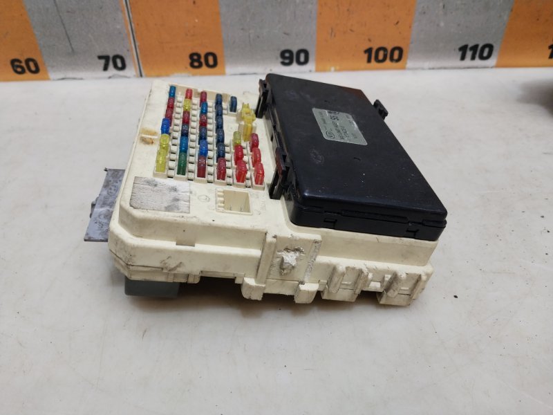 Блок предохранителей