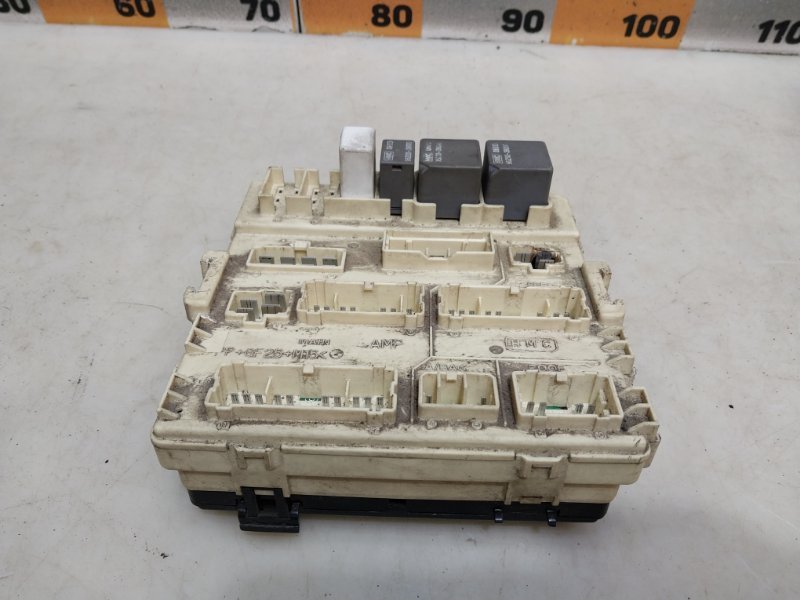 Блок предохранителей