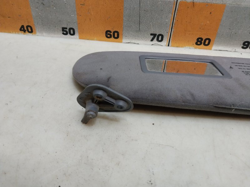 Козырек солнцезащитный