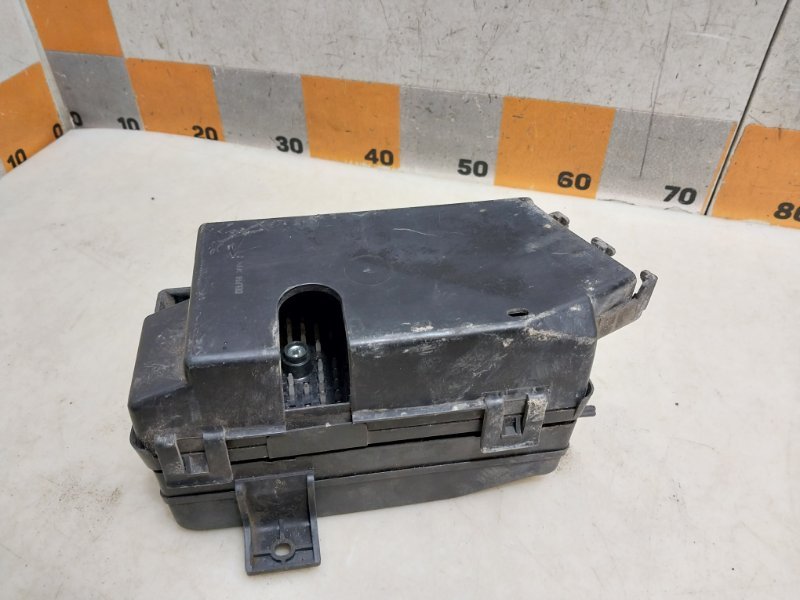 Блок предохранителей